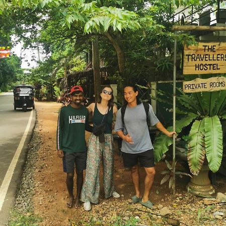 The Traveller'S Hostel & Private Rooms Sigiriya Bagian luar foto